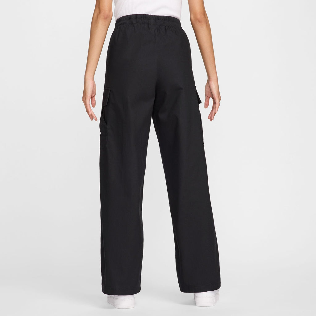 Women's Mid-Rise Woven Cargo Pants (FV7643-010)