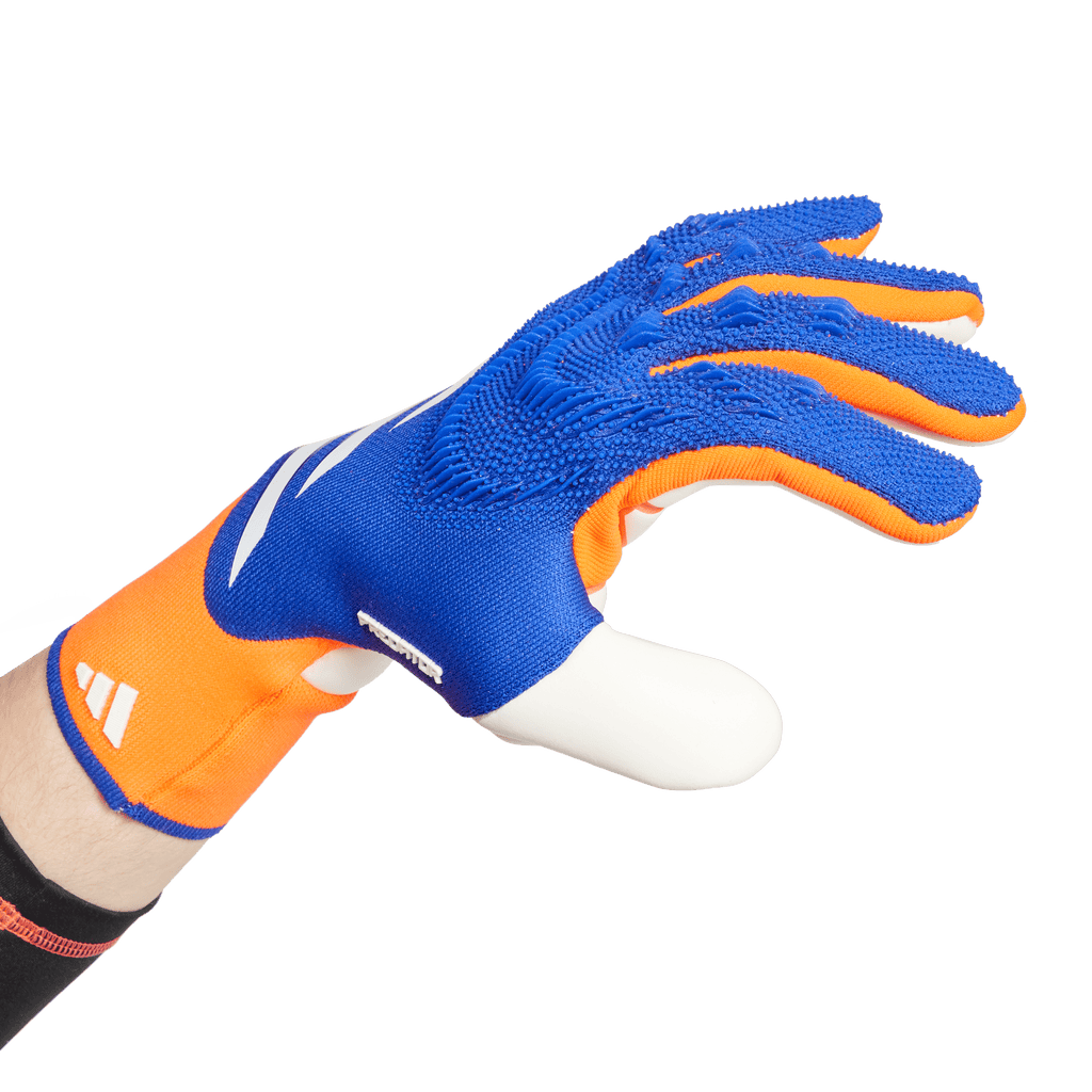 Predator Pro Goalkeeper Gloves - Advancement Pack (IS7587)