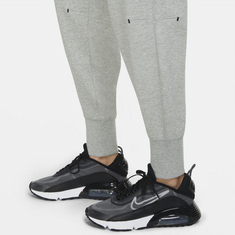 Nike Sportswear Tech Fleece Women's Pants CW4292-010 Size S : :  Clothing, Shoes & Accessories